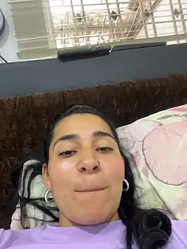 Meganmilk1 live sex cam