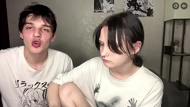 altycouple - Altycouple's free webcam - UK Sex Cams