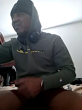 bigboytoy912 - Bigboytoy912's free webcam - UK Sex Cams