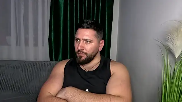 Gold_Alpha_Boy webcam