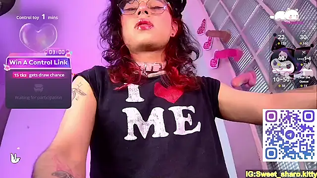 Sweet-SharoKitty live sex cam