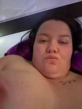 SunnyLeila2101 webcam