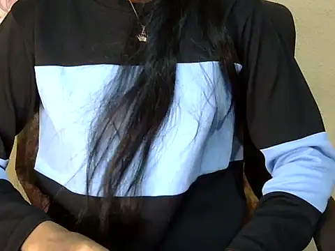 khushi_v - Khushi_v's free webcam - UK Sex Cams