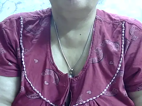 Kavya_XX live sex cam