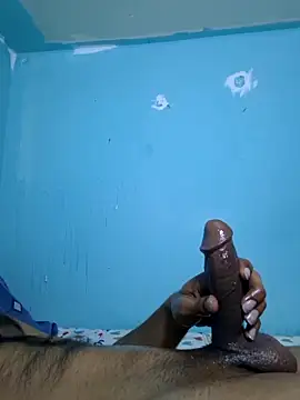 _BrownBoy_69_ webcam