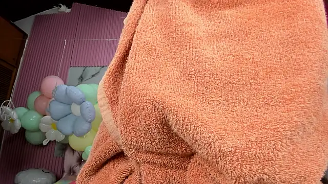 mindy_19 - Mindy_19's free webcam - UK Sex Cams