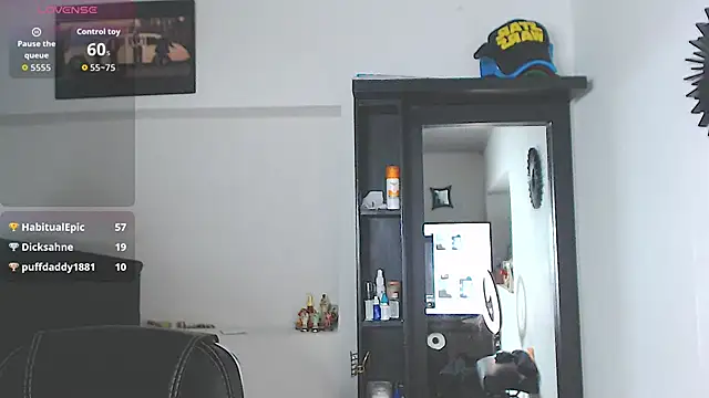 Vicky_hotmilf webcam