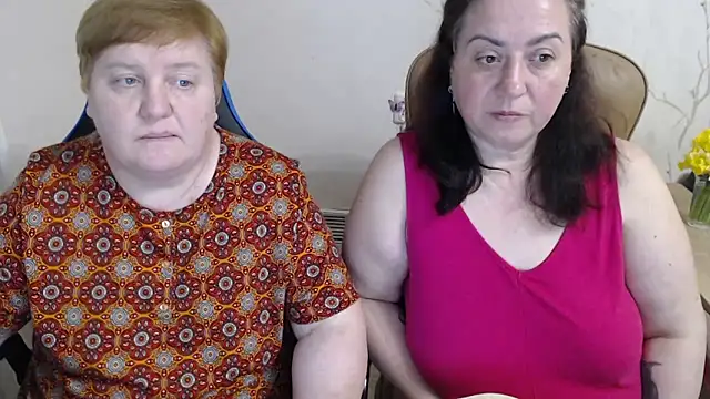 Lindy-Jeanie webcam
