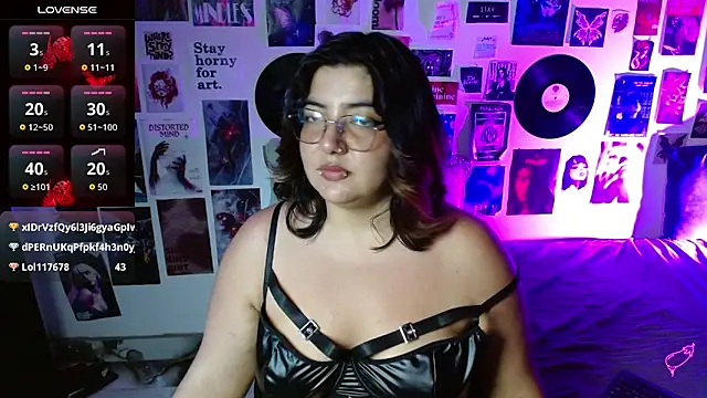 roxy_f_w - Roxy_f_w's free webcam - UK Sex Cams