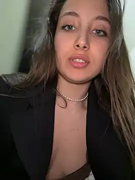 ICrazyOneIRL Live Webcam on Stripchat