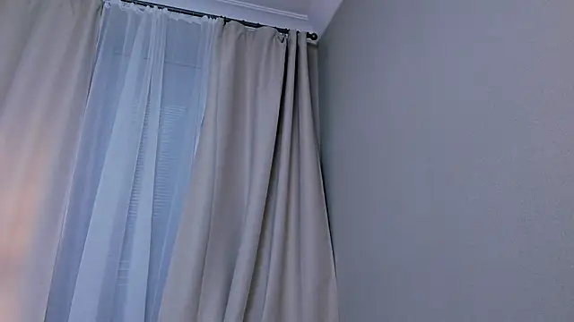 ErinBissonnette webcam