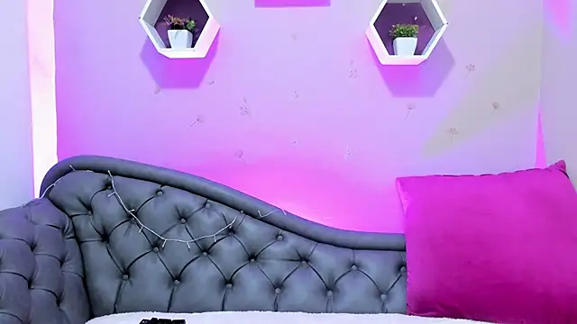 Laskhmi_ live sex cam