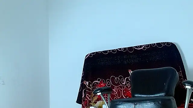 alejandrofoxnoir18 webcam