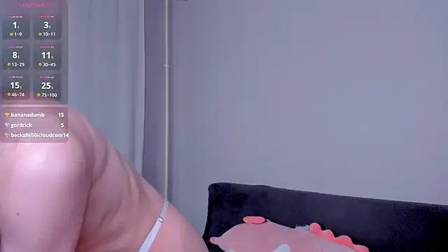 kira_montelle webcam