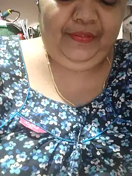 tamilthanushri webcam