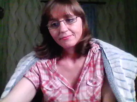 alisaprice077 - Alisaprice077's free webcam - UK Sex Cams