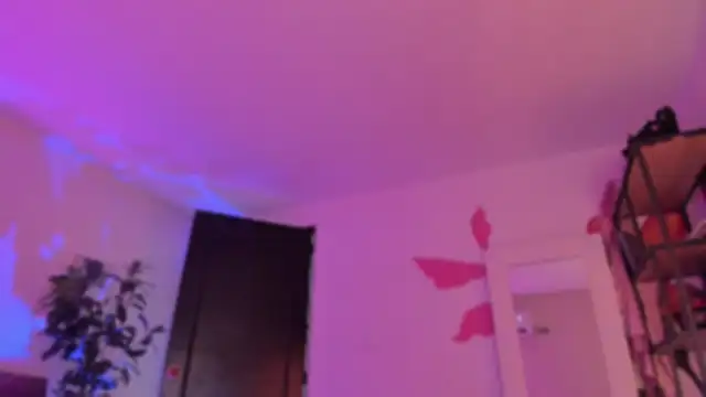 yarirose - YariRose's free webcam - UK Sex Cams