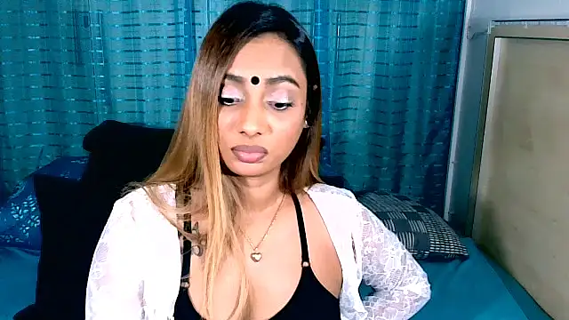 sexyindianchic webcam