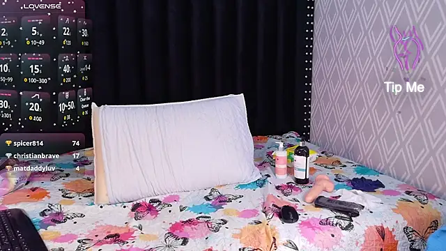 EbonyCoWorker webcam