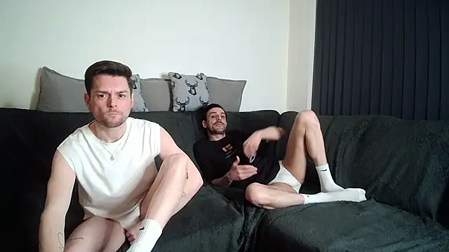 twotwinkhusbandss webcam