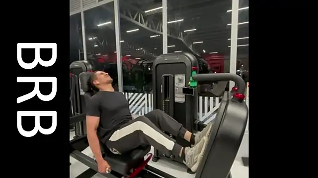 tom_blunt96 (M young) - CUM SHOW AND EAT