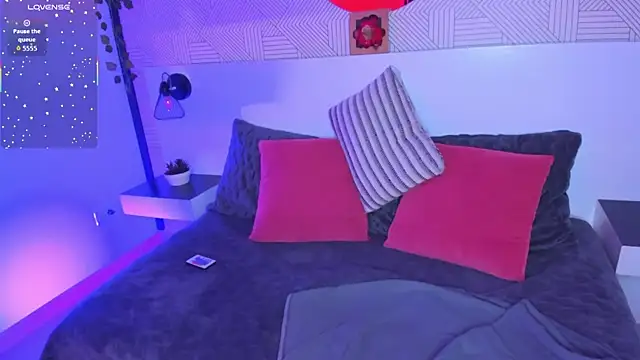 Bella_walker_ webcam