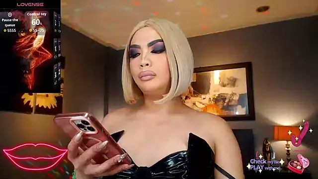 FridaHumphrey webcam