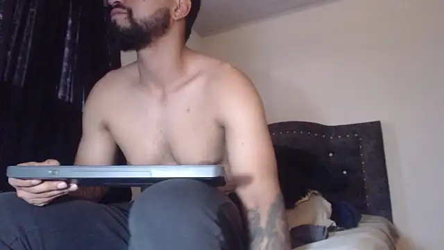 Chrys_harris77 webcam