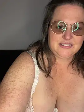 bea_french_curvy webcam