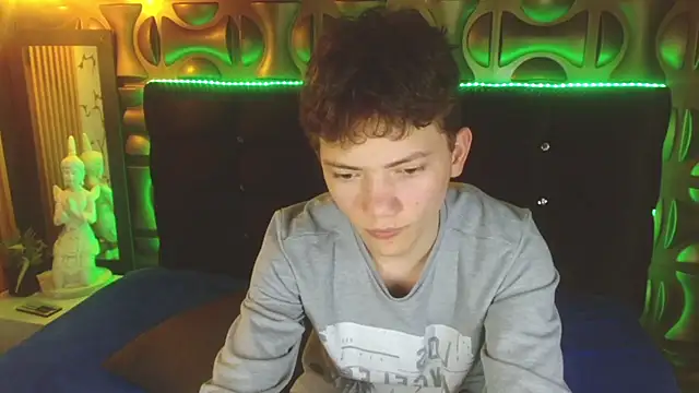 cruz_dante (M twink) - 5 MUNITOS NAKED