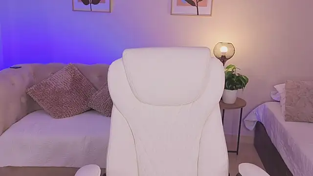 DahianaWalcott webcam