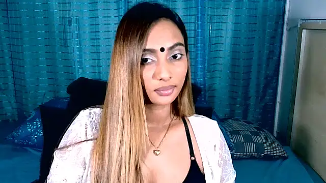 sexyindianchic webcam