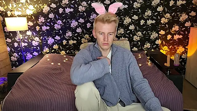 Vuitton live sex cam