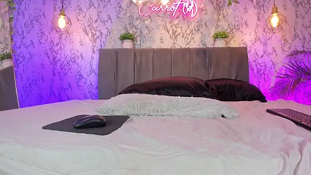 Bonny_and_carrot webcam