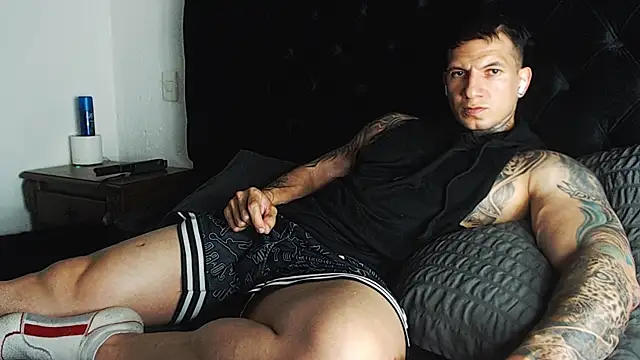 Shane_Clay webcam