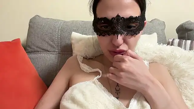 avestansole - AvestanSole's free webcam - UK Sex Cams