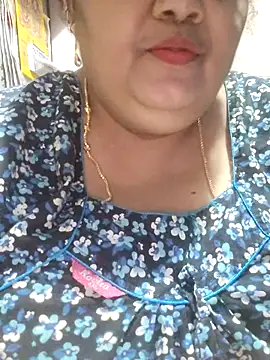 tamilthanushri webcam