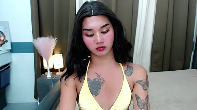 lil_fantacy - Lil_fantacy's free webcam - UK Sex Cams