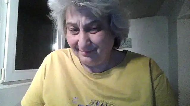 ExquisiteMature webcam