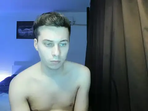 Dreamboy24 webcam