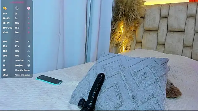 whitney_white_ webcam