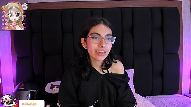 Molly_A webcam