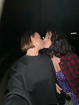 italianPassion Live Webcam on Stripchat