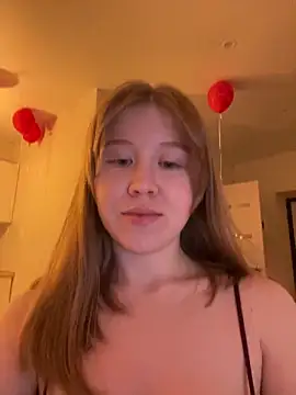 eva_weyne - Eva_Weyne's free webcam - UK Sex Cams