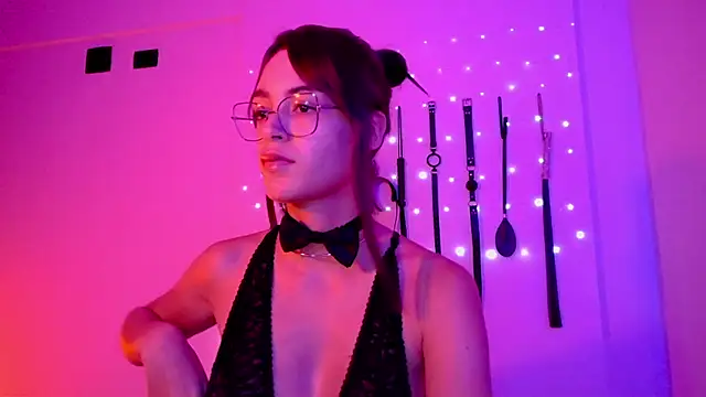 nina_kink webcam