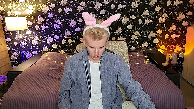 Vuitton live sex cam