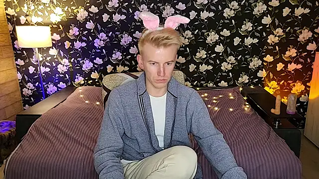 Vuitton live sex cam