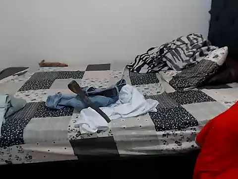 blackhorseet - Blackhorseet's free webcam - UK Sex Cams