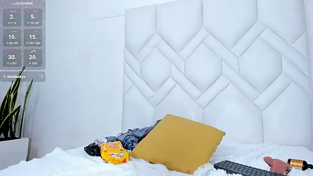 cleopatra_trans - Cleopatra_Trans's free webcam - UK Sex Cams