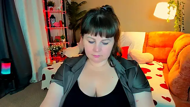 crystaalstaar - CrystaalStaar's free webcam - UK Sex Cams